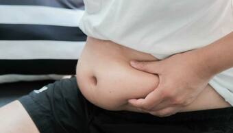 Health Tips: బెల్లీ ఫ్యాట్ ని అశ్రద్ధ చేయకండి.. క్యాన్సర్ కి దారి తీయవచ్చు!