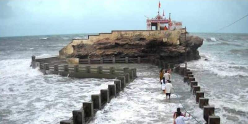 Nishkalang Mahadev Temple in Gujarat which submerge in sea and reappears know about this miraculous temple Rya