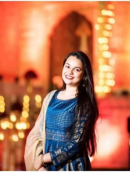 नेवी ब्लू अनारकली कुर्ता