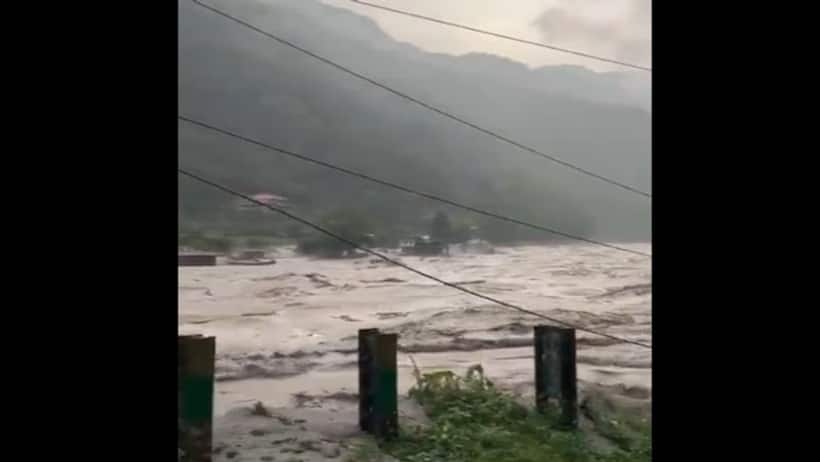 Sikkim flash floods: Indian Army deploys helplines as death toll climbs to 14