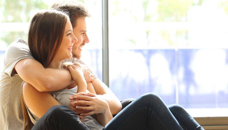 These three signs indicates that a male is afraid of losing his love ans