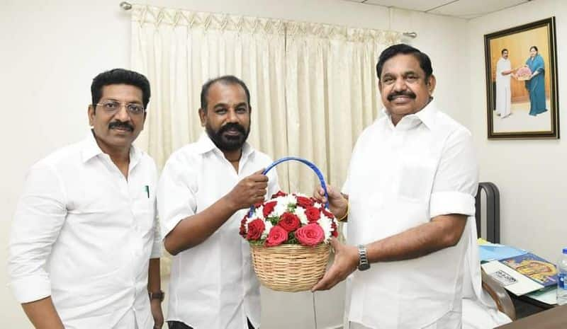 BJP medical team in charge Vijayapandian joins AIADMK ahead of EPS KAK