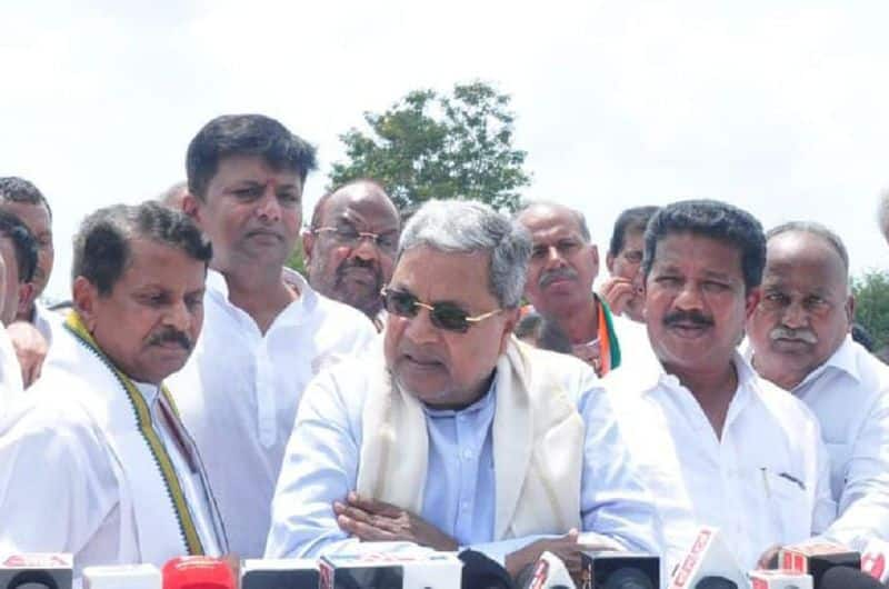 CM Siddaramaiah Reaction On BJP JDS Alliance At Chitradurga gvd