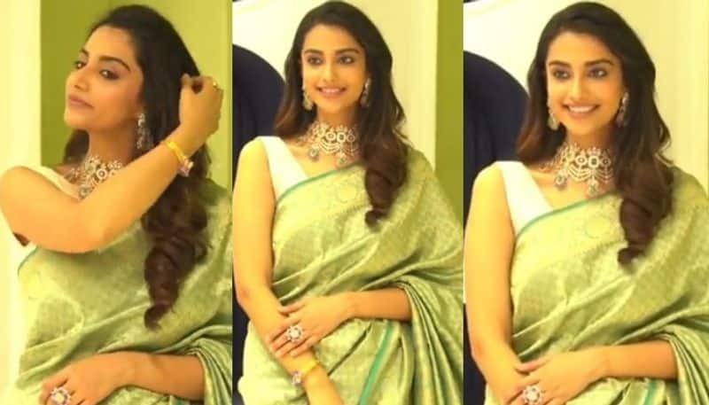 Meenakshi Chaudhary looks  beautiful in Green Saree NSK