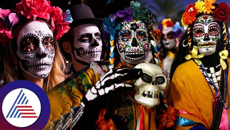 Day of the Dead festival of dead people in Mexico pav 