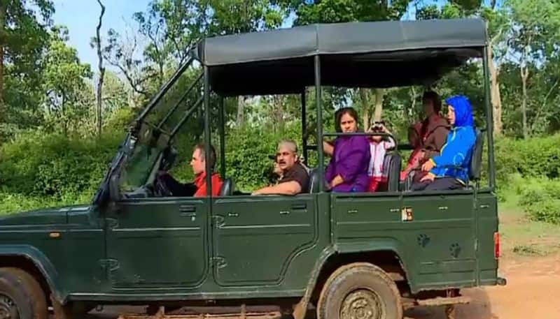 Tourists Get One Crore rs Insurance Facility at Bandipur National Park in Chamarajanagara grg