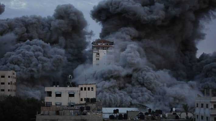 Unprecedented Israeli counter-offensive on Hamas (WATCH)