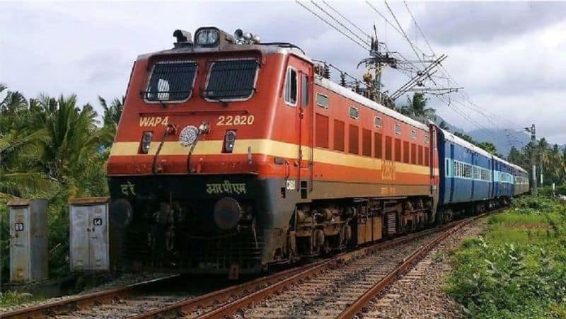 Green Signal for Bidar Yeshwantpur Train grg