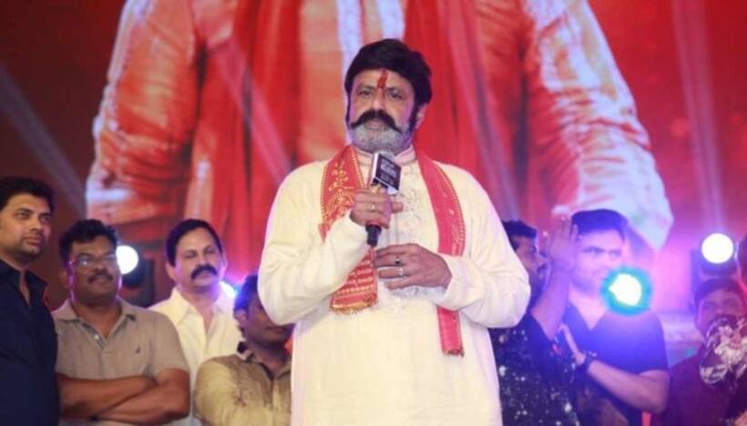 వైరల్ : 'గ్రౌండ్ ఫ్లోర్ బలిసిందా?' ..స్టేజీపై బాలయ్య  ఇండైరక్ట్ గా హింట్