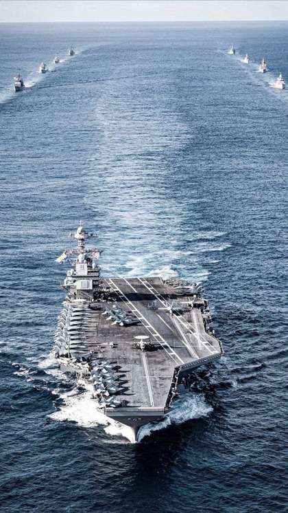 <p>USS Gerald R. Ford Carrier में एक बार फ्यूल भरने पर 20 सालों तक ईधन की जरूरत नहीं पड़ती। इसमें न्यूक्लियर रिएक्टर लगा है जो ऐसा करने में मदद करता है।</p>
