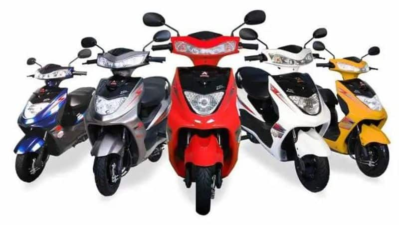 Best scooters under Rs 50,000 in India, including the TVS XL100, Komaki XGT KM, and more sgb