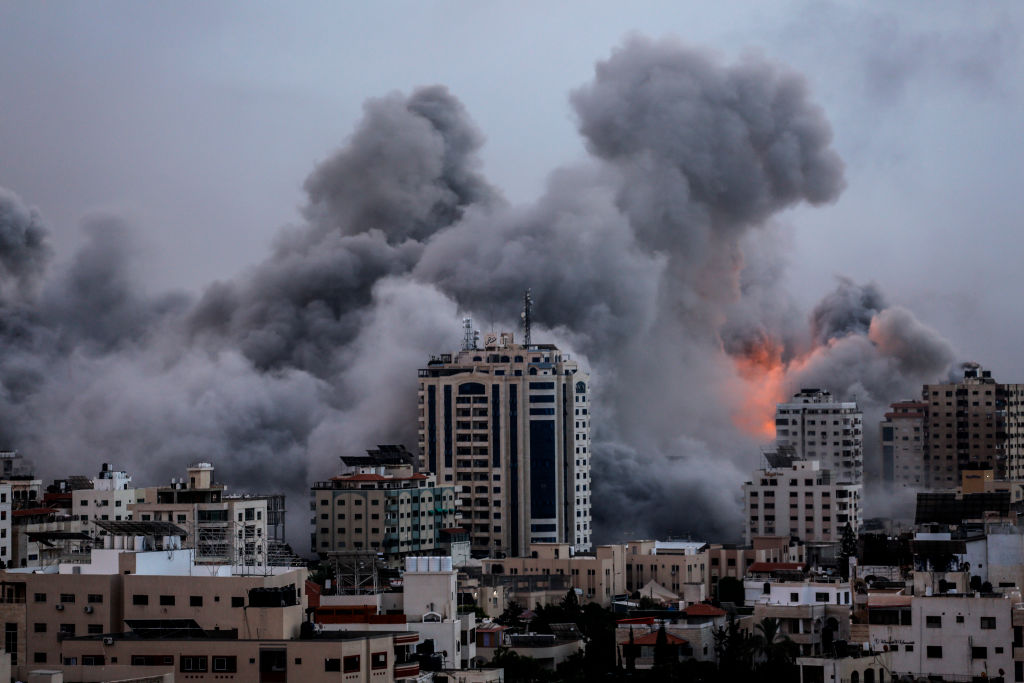 Gaza hospitals are teetering on the brink, warns WHO