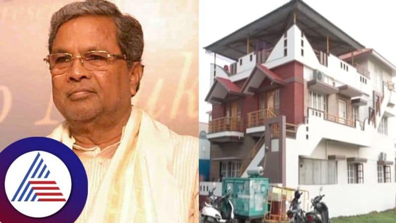 Stone pelting on CM Siddaramaiahs house at mysuru  Accused arrested rav