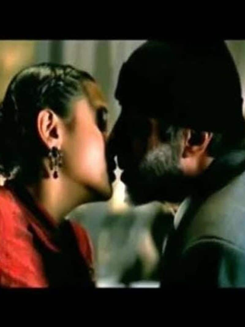 jaya bachchan got angry on rani mukherji for lip lock scene in film black with amitabh bacchan zkamn