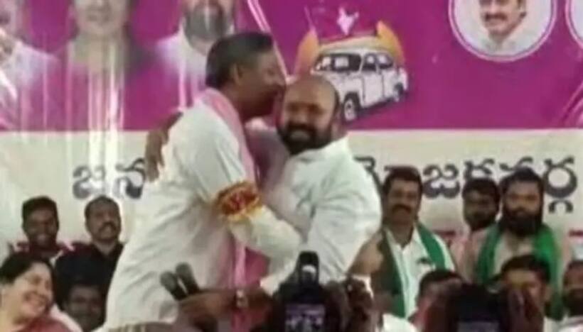 అవును వాళ్లిద్దరూ ఒక్కటయ్యారు: స్వీట్లు తినిపించుకున్న పల్లా,ముత్తిరెడ్డి