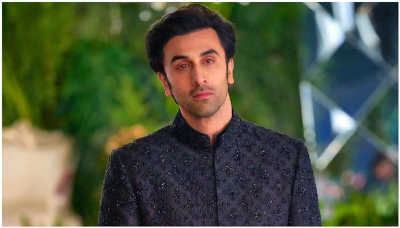 Ranbir Kapoor finally talks about Alia Bhatt's lipstick statement, which she gave during her makeup tutorial 