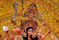 Navratri 2023 which color clothes are considered auspicious to wear in navratri zrua