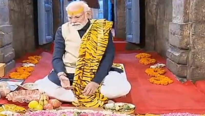 Prime Minister Narendra Modi offers prayers at Jageshwar Dham in Almora Uttarakhand smp