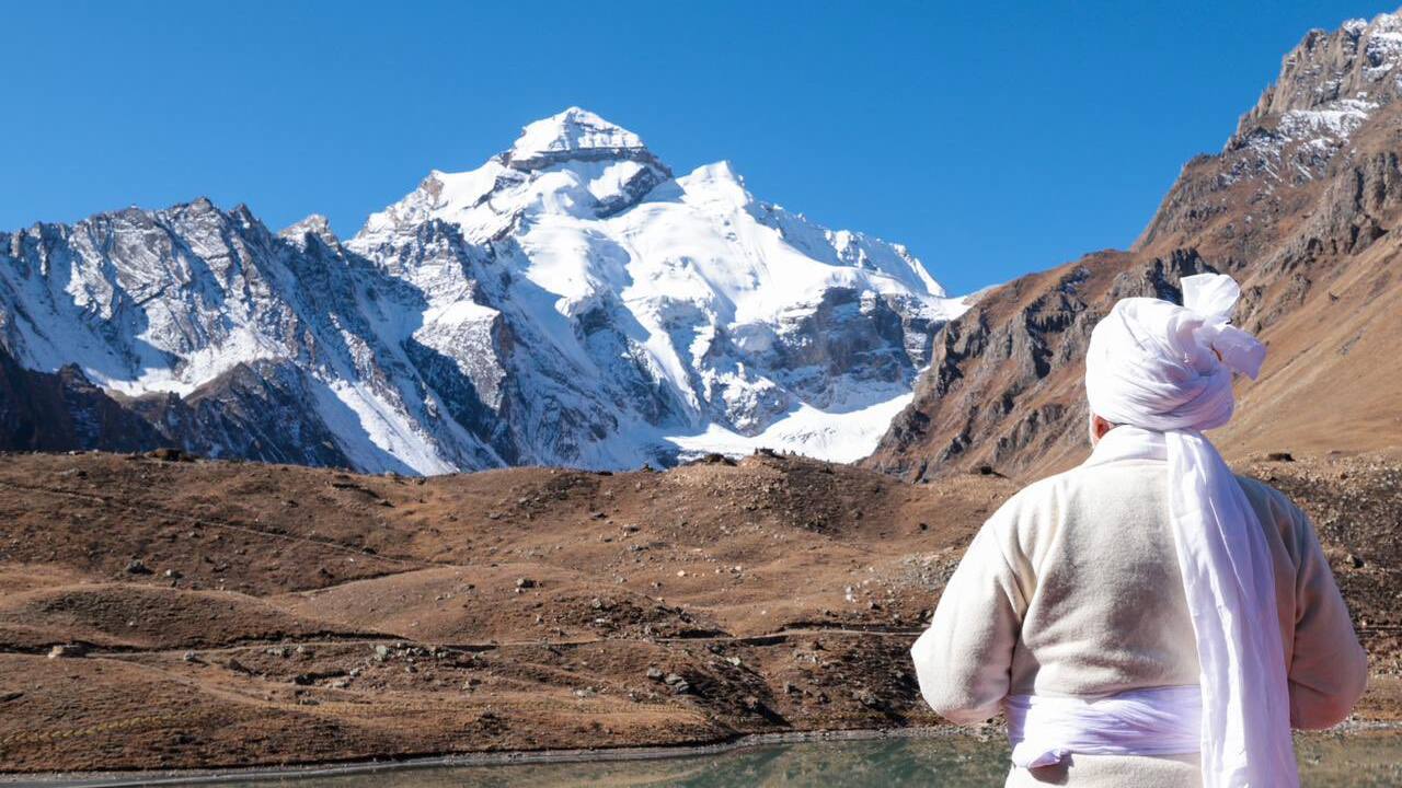 PM Modi Parvati Kund worship