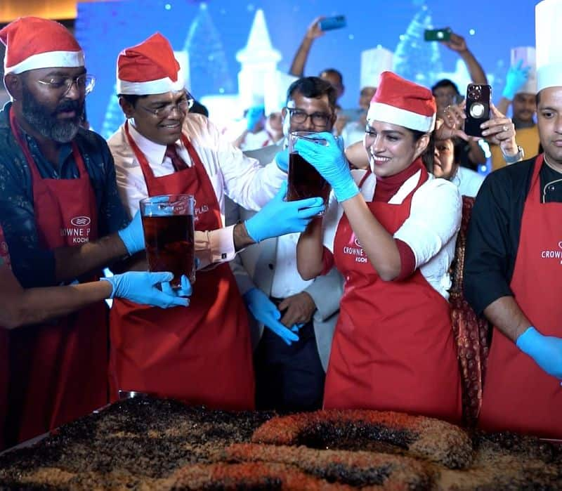 Crowne Plaza Kochi Christmas cake mixing ceremony 2023 Swasika