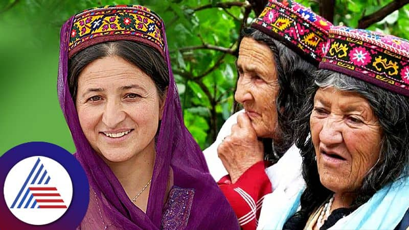 Hunza Valley people live for 150 years and women are beautiful pav 