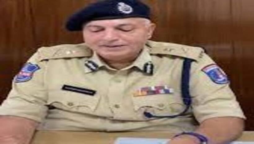 Breaking News : హైదరాబాద్ సిపి సందీప్ శాండిల్యకు తీవ్ర అస్వస్థత