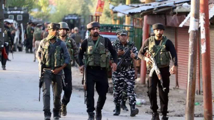 Security forces avert major disaster on Srinagar-Kupwara highway: LPG cylinders connected to IED recovered