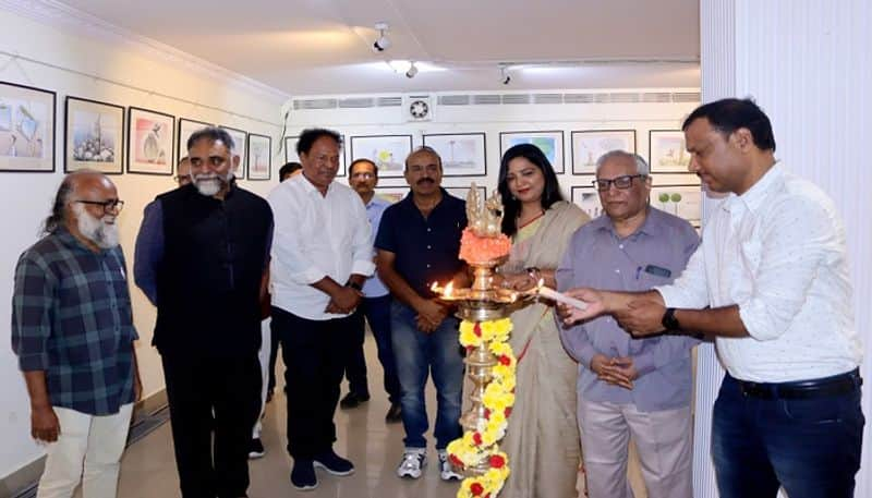 Cartoonist Mrityunjay's cartoons exhibition at 'Treetoons' in Bangalore - bsb