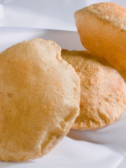2. Singhare Atta Poori: