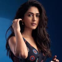Mrunal Thakur : హీరోతో ప్రేమలో పడ్డ మృణాల్ ఠాకూర్.! జీవిత భాగస్వామిపై క్లారిటీ