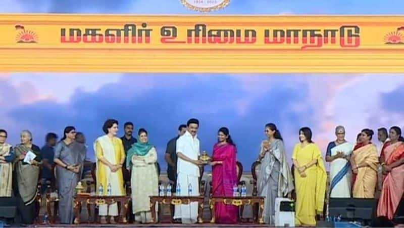 DMK Magalir Manadu...kushboo criticized tvk