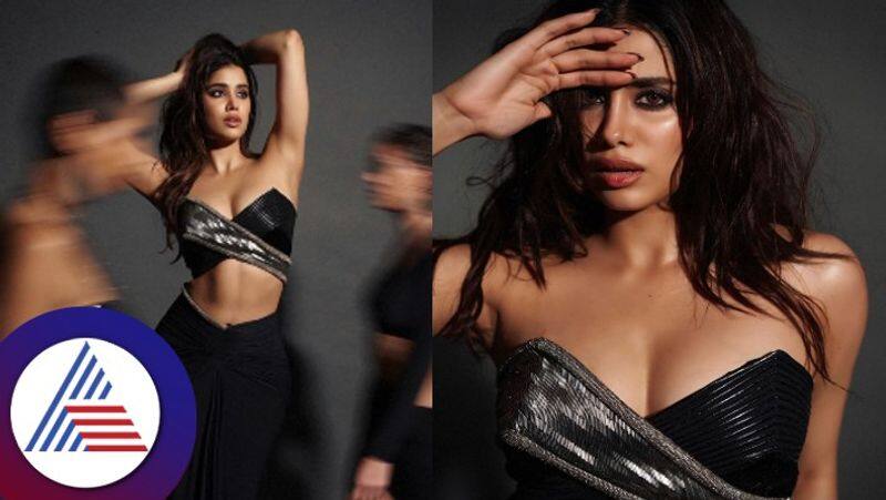 bollywood actress janhvi kapoor looks stunning in black top outfit pics viral gvd