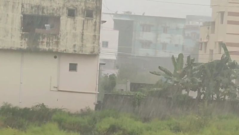 Heavy rains continued to lash Kerala water logged in several parts smp