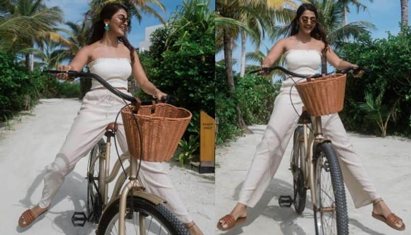 Pooja Hegde Latest Photos from her Maldives Trip NSK