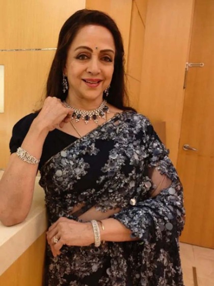 Classical dancer