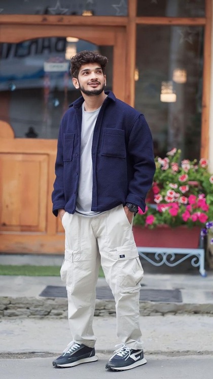 <p>बिग बॉस-17 इस साल धमाल मचाने वाला है। शों में कॉमेडियन Munawar Faruqui भी नजर आएंगे। </p>

