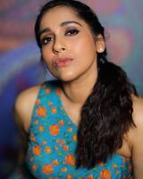 Rashmi Gautam: స్ట్రాబెర్రీ లిప్స్ కిల్లింగ్ లుక్స్... చూడగానే టెంప్ట్ చేసే స్టార్ యాంకర్ రష్మీ గౌతమ్ గ్లామర్ 