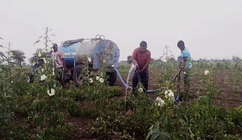 Farmer of Vijayapura who resorted to tanker water without rain gvd