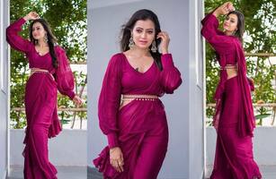 జబర్దస్త్ కొత్త యాంకర్ కిక్ ఎక్కించే అందాలు... నడుము చూపిస్తూ రెచ్చిపోయిన సౌమ్య రావు!