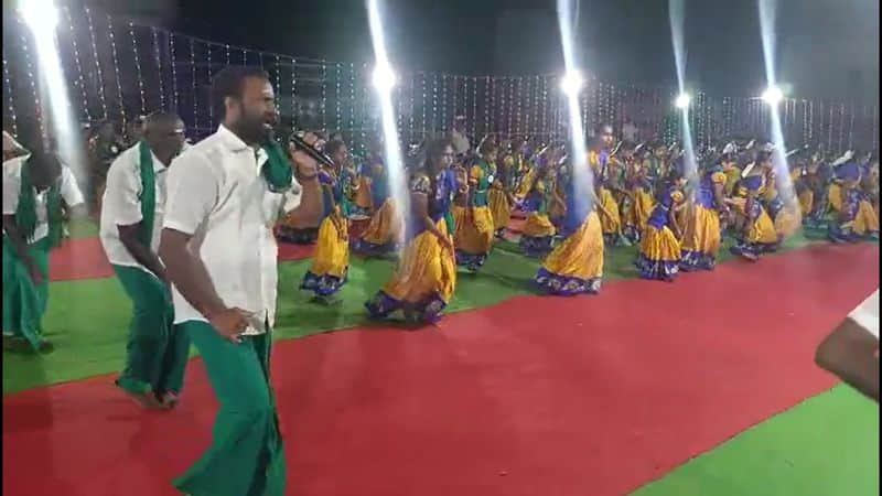 more than 300 youngsters participate traditional dance event at kummi attam in tirupur vel