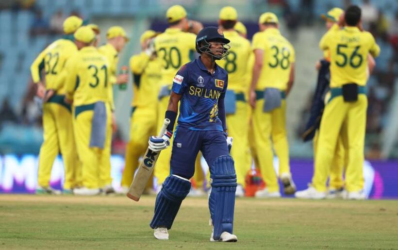 ICC World cup 2023: ఫామ్‌లోకి వచ్చిన ఆసీస్ బౌలర్లు... స్వల్ప స్కోరుకే లంక ఆలౌట్...