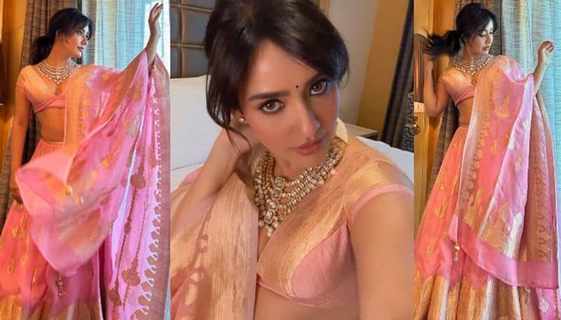 Neha Sharma looks beautiful in lehanga voni NSK