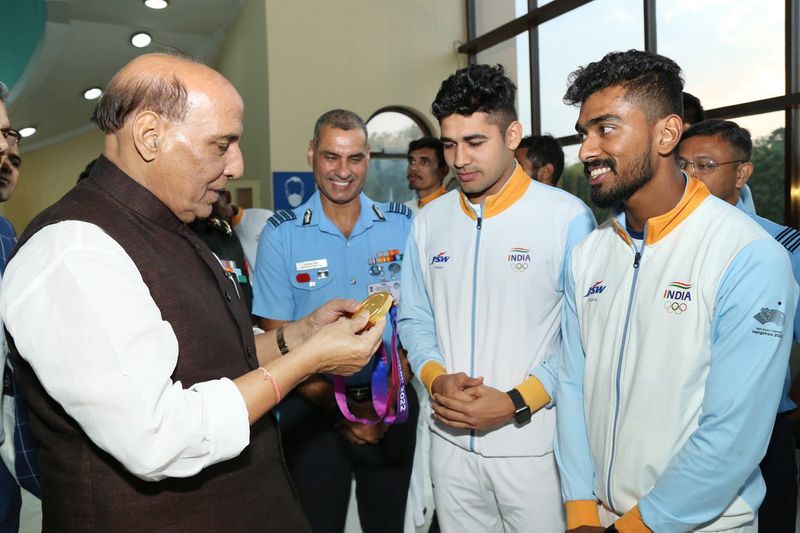 union Defence Minister Rajnath Singh announces hefty prize money for India's Asian Games 2022 medal winners ksp