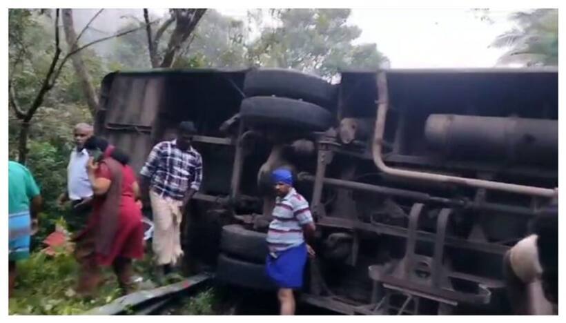 Kerala: Bus carrying Ayyappa devotees overturns in Erumeli; several injured