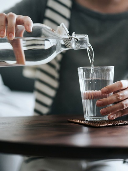 5 benefits of drinking water empty stomach in the morning