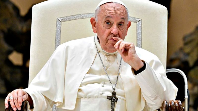 pick lesser evil Pope Francis remarks on US president election 2024 