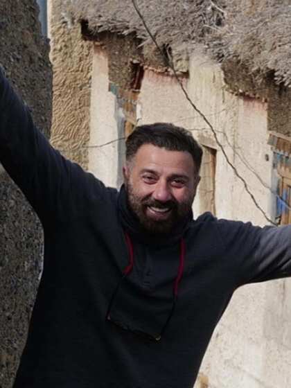 'Tareekh Pe Tareekh'