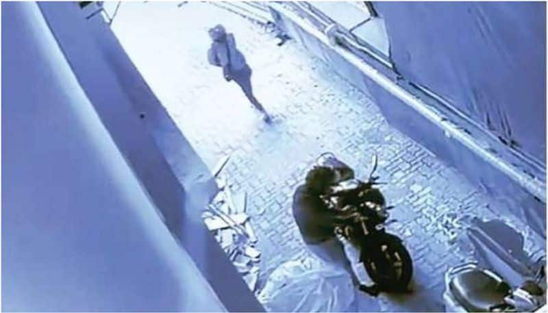 three bikes stolen from perinthalmanna suspects cctv visual out SSM