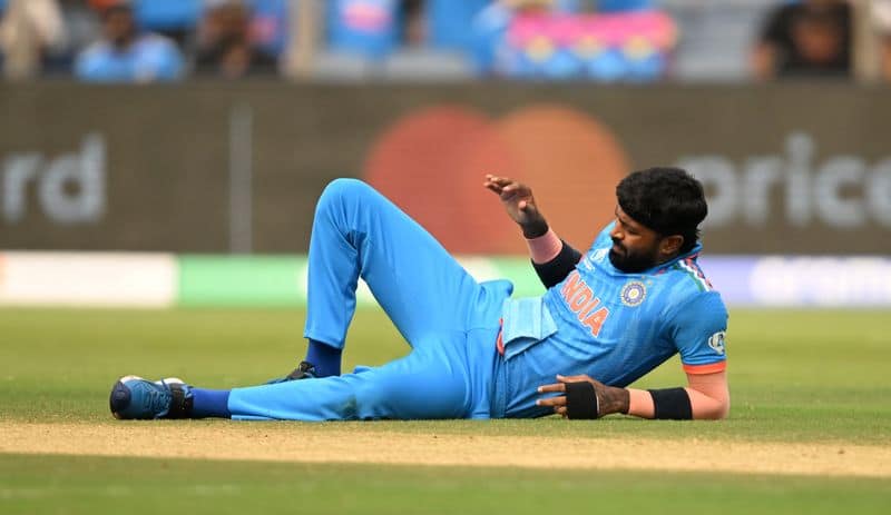 Hardik Pandya is in pain on his left leg due to this reason he wont be fielding remainder of the first innings during IND vs BAN 17th Match at Pune rsk