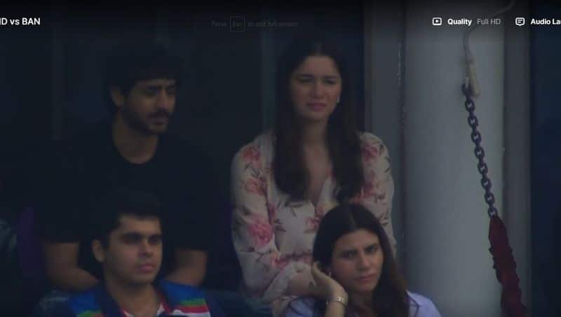 ICC World cup 2023 sara Tendulkar spotted at India vs Bangladesh match ckm